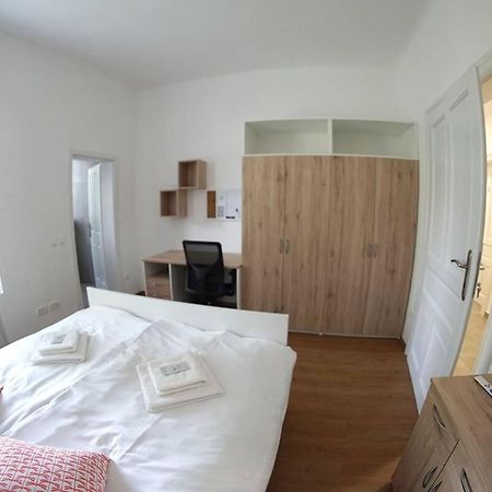 Maister Rooms Марібор Екстер'єр фото